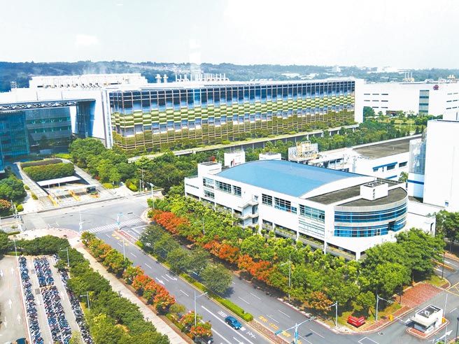 中科2021年营业额首度突破兆元大关。（卢金足摄）