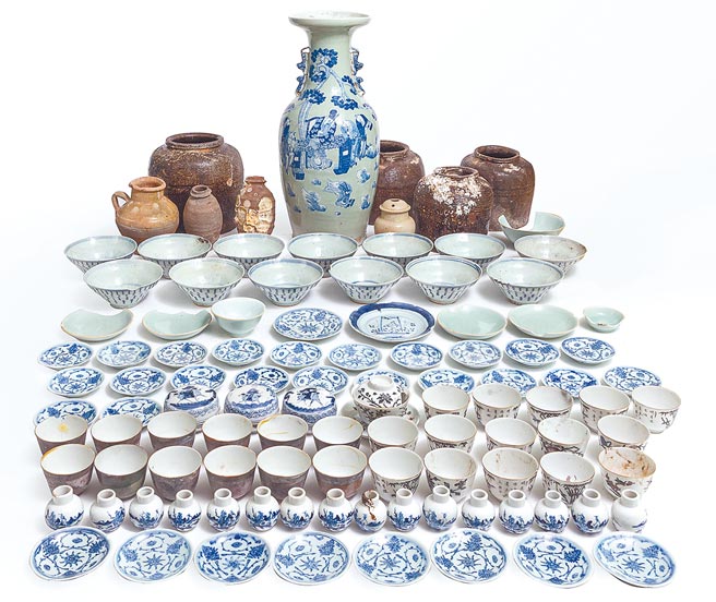 「长江口二号」部分出水文物。（新华社）