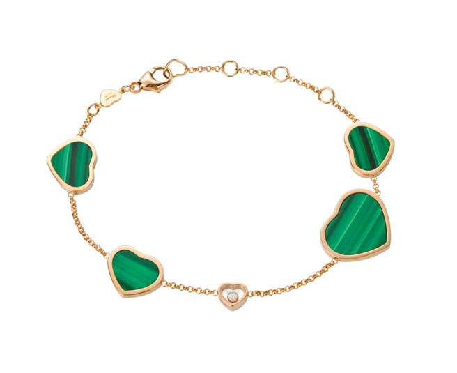 萧邦Happy Diamonds- Happy Hearts手炼，11万元。（CHOPARD提供）