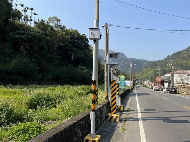 南投警表示，去年开拍首月就取缔937件，今年1月至228则取缔310件，民眾违规件是有明显下降趋势，测速照相对民眾的约束力明显可见。（警方提供／吴建辉南投传真）