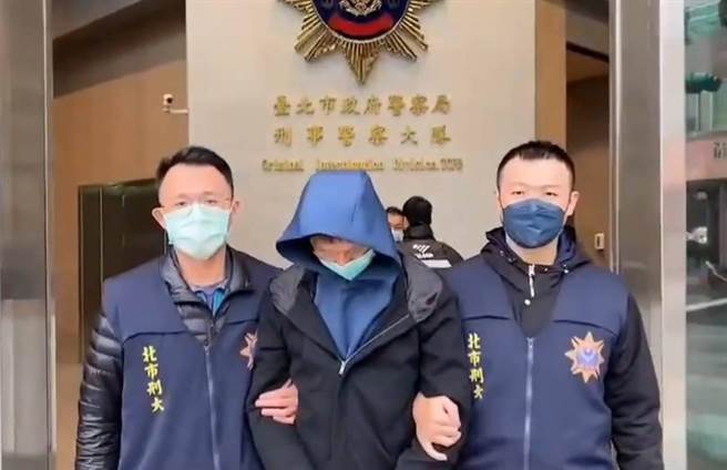 曹嫌潛入停車場歸費機行竊。（警方提供）