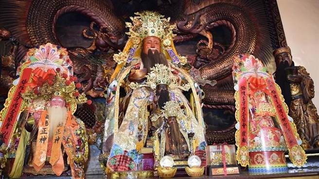 拜土地公也是有许多眉角的唷 (示意图/翻摄自指南宫脸书)
