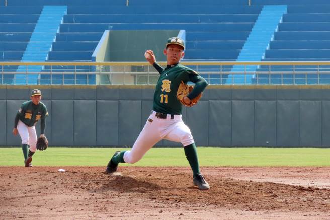 高苑工商鍾允華先發8局無失分。（學生棒聯提供）