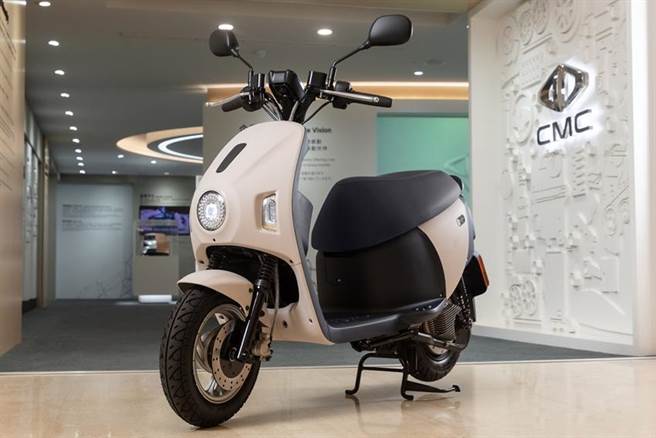 （中华eMOVING针对EZ1等电动机车产品，推出轻松购车优惠抢客。图／业者提供）
