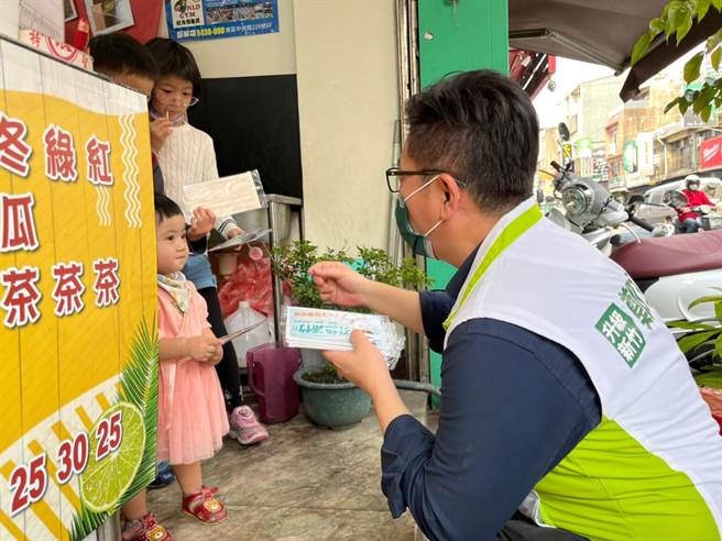 曾連任5屆新竹市議員、有意角逐新竹市長的行政院顧問鄭宏輝。（圖／取自鄭宏輝臉書）