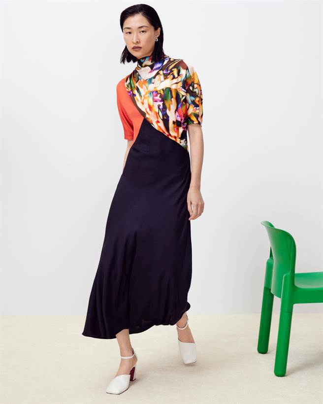 Paul Smith优雅裙装融入不对称元素，诠释摩登现代的女性时尚。（Paul Smith提供）