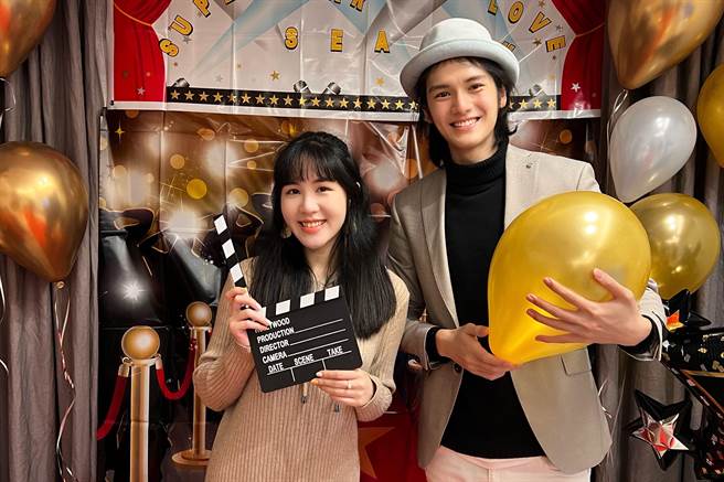 张硕航与妹妹合照。三和娱乐提供  