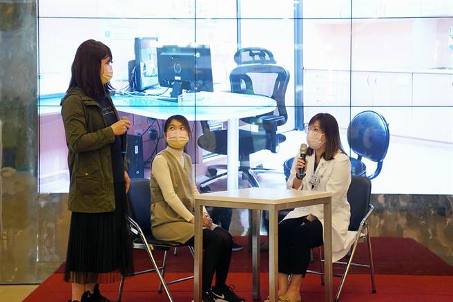 宣导活动透过活泼生动的短剧演出，向民眾宣导子宫颈癌筛检与及早检测、及早治疗的重要性。（谢琼云摄）