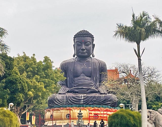 彰化縣文化局3日上午在八卦山辦理「彰化縣歷史建築彰化八卦山大佛修復工程開工祭典」。（彰化縣政府提供／吳敏菁彰化傳真）