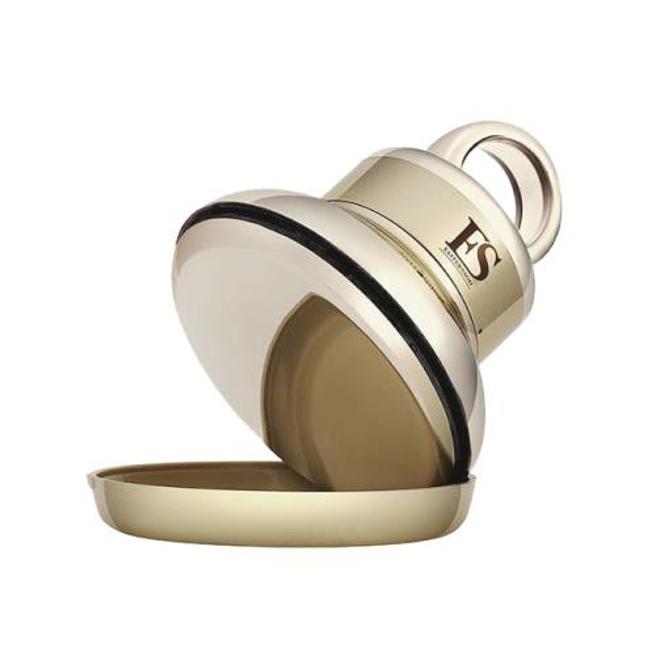 PChome 24h购物的esV10 小魔碟 热波焕肤仪，附面膜5包，31日前特价8999元。（PChome 24h购物提供）