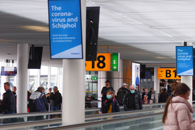 憋2年沒出國，夫妻砸錢爽玩歐洲下場悽慘。（圖／shutterstock）