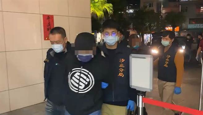 窃嫌依加重窃盗罪嫌移送士林地检署侦办。（警方提供）