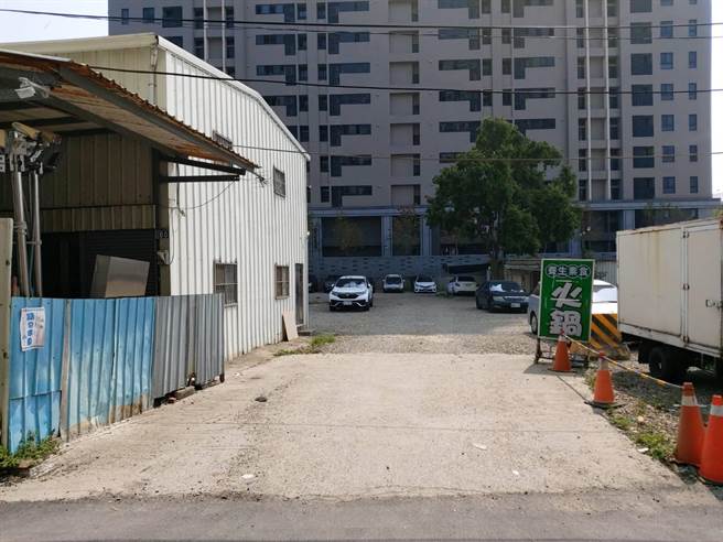 中市男子欠債80萬元，狂殺價引發不滿，談判時發生拉扯受傷，警獲報後循線逮人。（民眾提供攝）