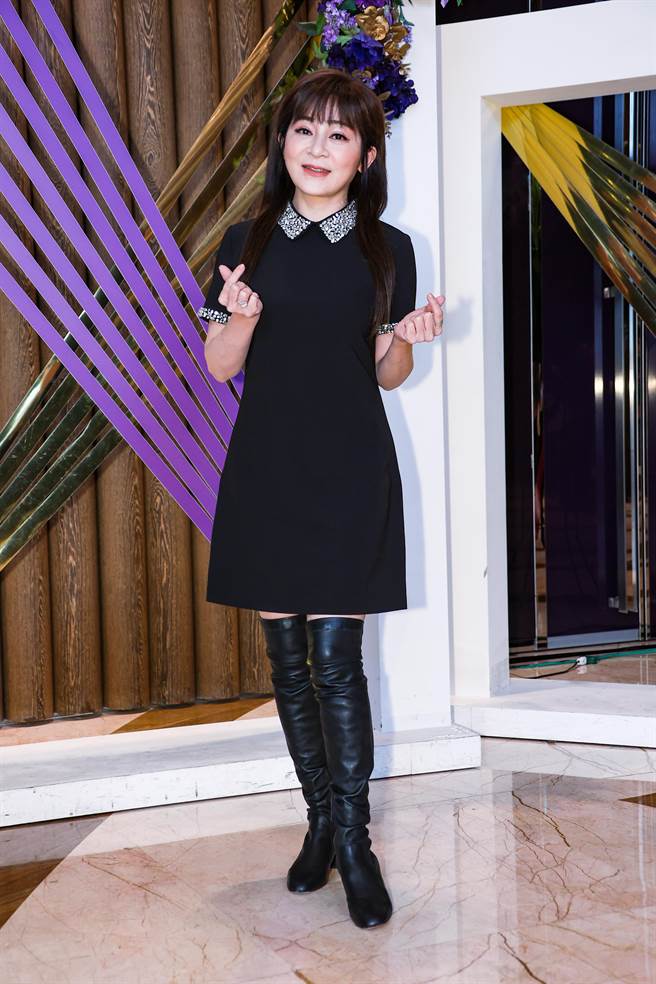 王彩桦到婚宴现场，祝福好友婚姻美满。（罗永铭摄）