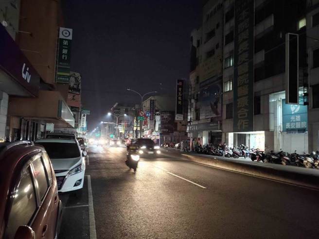 303全台大停電僅過2天，台南永康再傳700戶停電事故。(圖為303大停電南部情形／柯宗緯攝)