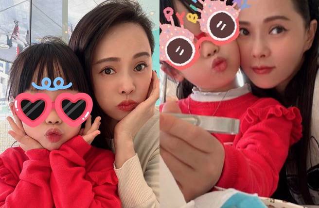 伊能靜開心和女兒合影。(圖／取自伊能靜微博)