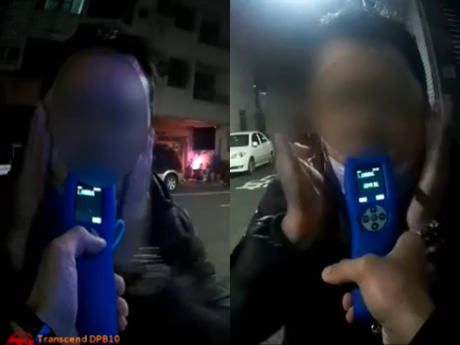 男子「假裝吐氣」，甚至用手壓臉頰、對自己賞巴掌，讓警方以為他已用力吐氣，但酒測器一直沒結果，警方最後暴怒說「再不吹就18萬，還要扣車」。（翻攝自記者爆料網）