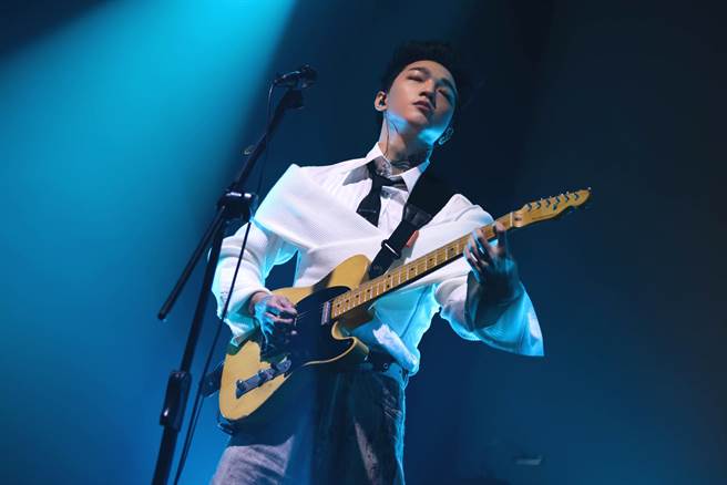 傻子与白痴主唱蔡维泽。（相信音乐提供）