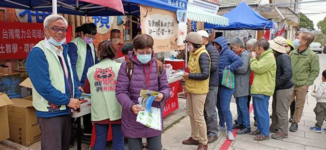 塔山电厂希望结合社会大眾的力量，一起为弱势族群发声外，也吁请大家珍惜电力能源，携手建构金门美好家园。（塔山电厂提供）