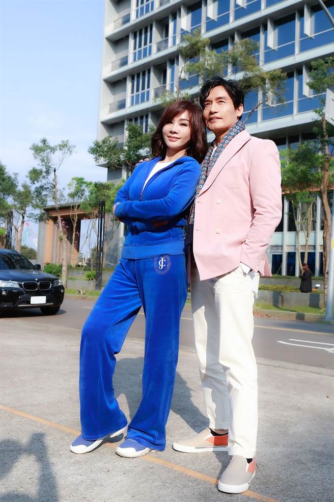 霍正奇回歸與陳美鳳再演對手戲。（民視提供）