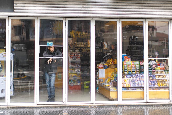 美掀備用電源安裝潮圖╱美聯社