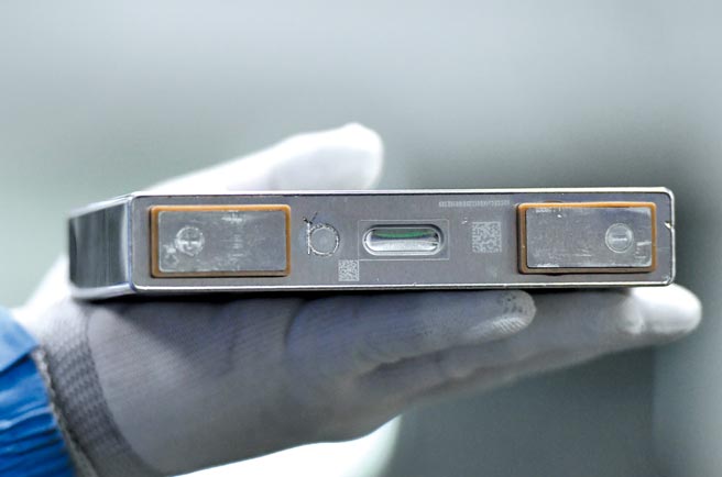 疯抢退役动力电池图╱中新社