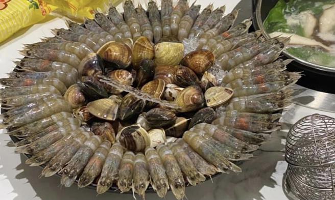 左化鹏》虾説非瞎説