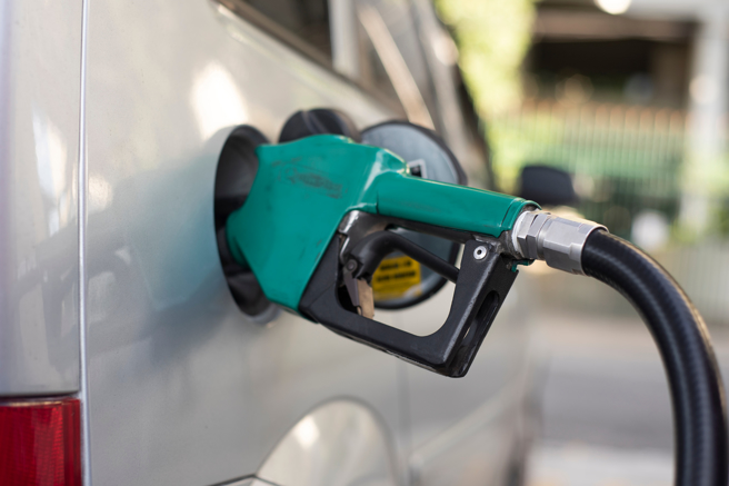 北海布伦特原油价格6日飙至每桶近140美元，创下2008年以来最高价。(示意图／shutterstock)
