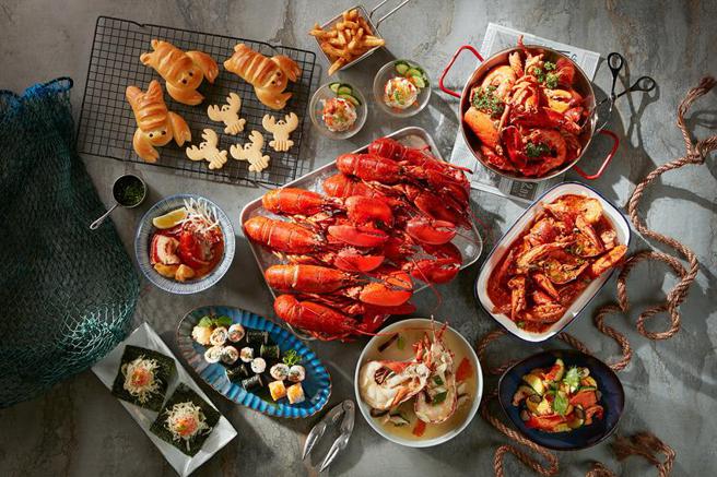 （台北喜来登「十二厨」推出每周一、三午晚餐限定的「龙虾狂热日」，原餐价加码享受豪华龙虾料理。图／台北喜来登饭店提供）