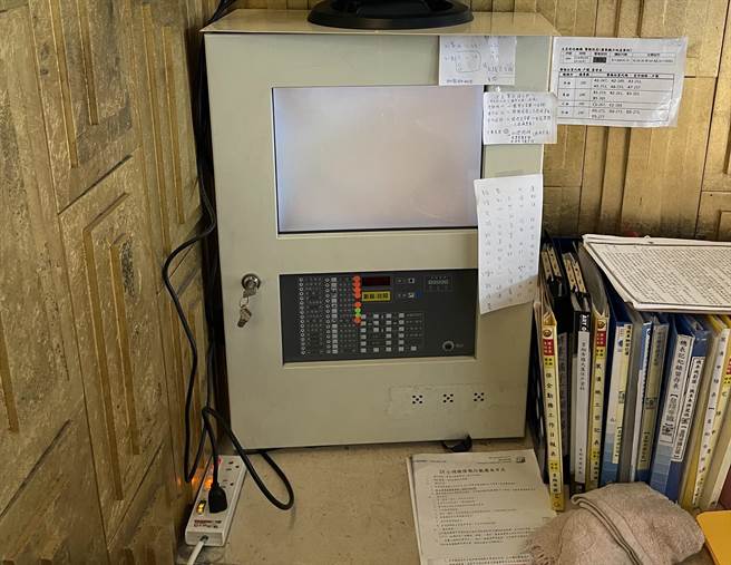 303大停電造成部份社區電器設備故障。（葉元之服務處提供）