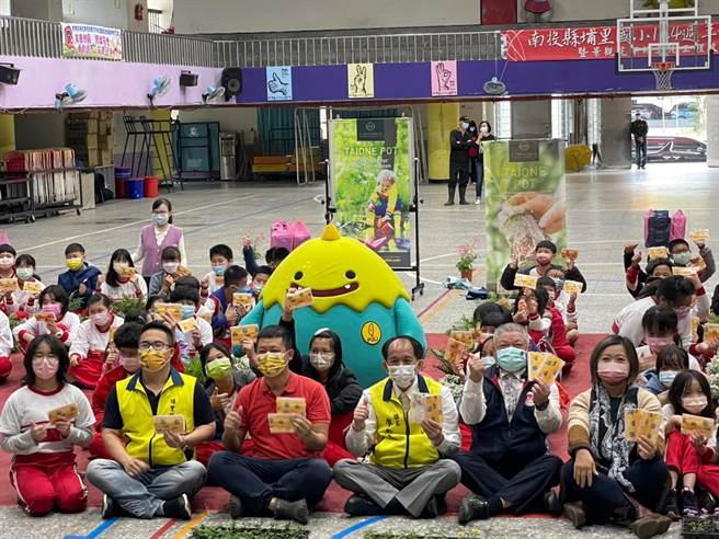 埔里镇推出育树季，鼓励民眾绿美化环境。（埔里镇公所提供／廖志晃南投传真）