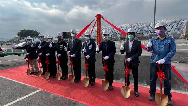 經濟部啟動高軟二期開發計畫，並先斥資9800萬元建設園區基礎公共工程，7日舉行動土儀式。（柯宗緯攝）