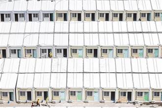 香港保安局：隔離人士已入住青衣方艙970間房 佔可用房近八成