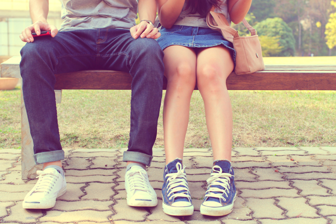 一名女網友分享，她與男友的前任同時懷孕，但男友不曉得該如何處理。（示意圖／Shutterstock）