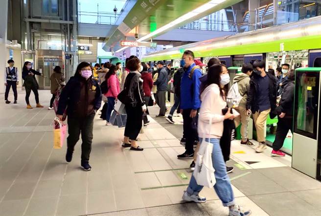 台中捷運綠線全線運量預計11日達600萬人次，中捷舉辦感恩回饋系列活動。（台中市府提供／盧金足台中傳真）