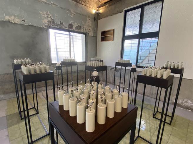 弎画廊展出艺术家陈汉声作品。(曹婷婷摄)