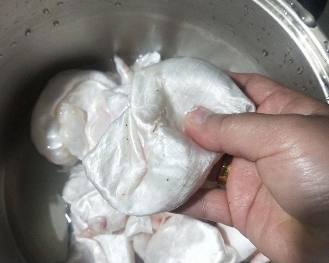 一名女网友收到朋友送的食材，但因为没见过而不知道怎么料理。（图／脸书社团家常菜）