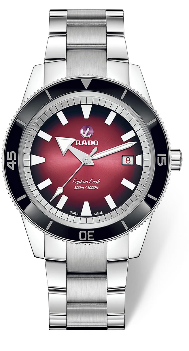 RADO瑞士雷達表Captain Cook庫克船長300米紅黑限定款，6萬4900元。（RADO提供）