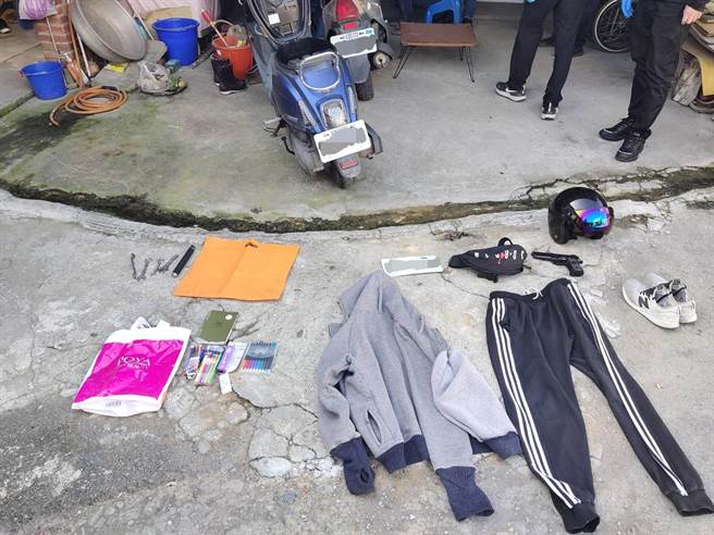 鄉下柑仔店凌晨遭搶，屏警循線逮人。(警方提供)