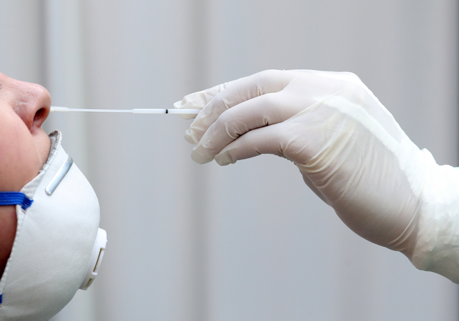 台南爆院內感染，全院停診到13日。（圖／shutterstock）