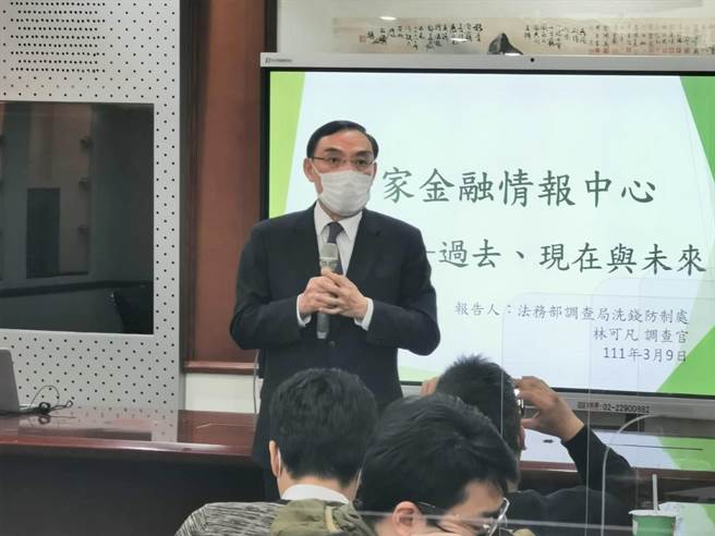 法務部長蔡清祥要求調查局加強查察虛擬貨幣賄選情事。（蔣永佑攝）