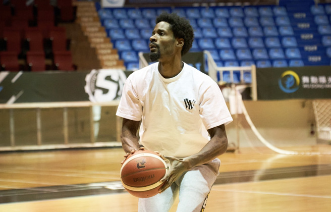 哈里斯希望，能用最短的時間找回球感和節奏，全力奮戰為球隊爭取晉級季後賽機會。（鋼鐵人提供）