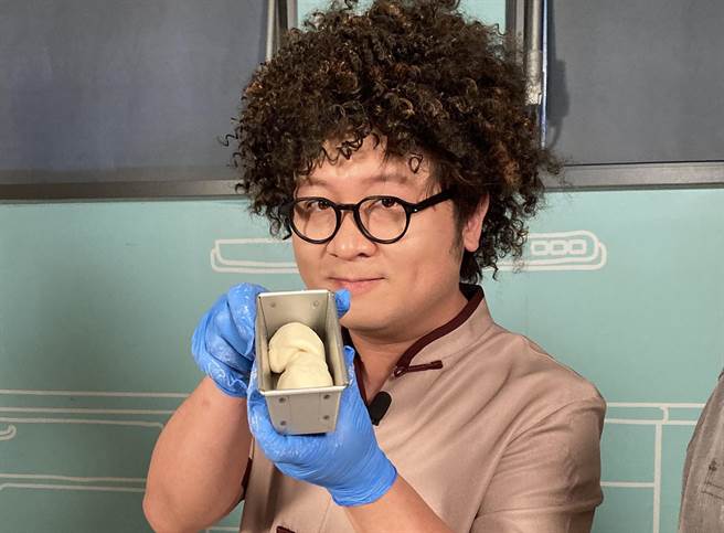 纳豆在主持的《神厨赛恩师》第2季被测出拥有「超级味觉」。（公视提供）