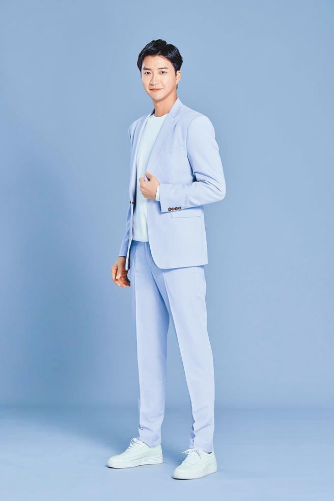 江宏杰一开春宣布好消息，受邀担任护肤品牌年度代言人。（华研国际提供）