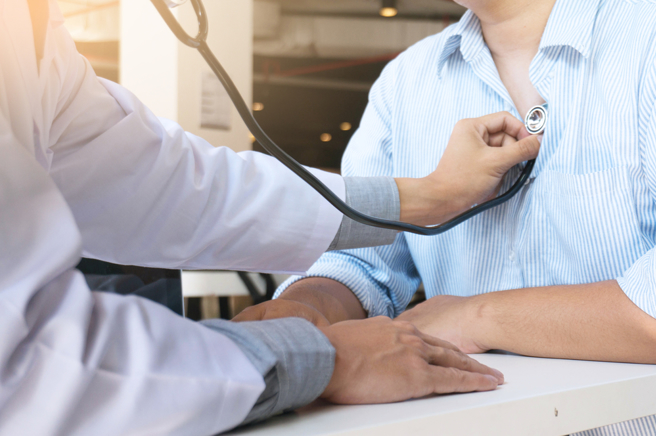 健检从没红字，他体重暴跌20公斤，检查竟是胰臟癌。（图／shutterstock）