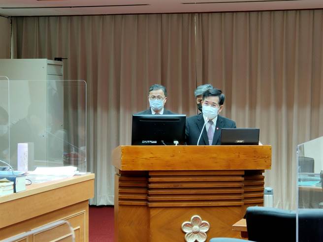 立法院今日举行教文会，邀请教育部长潘文忠列席业务报告。(李侑珊摄)