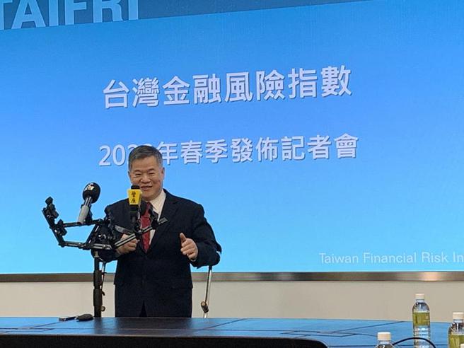 （台湾金融研训院董事长吴中书10日表示，央行下周升息的机率，已较俄乌战事扩大之前增加。图／陈碧芬）