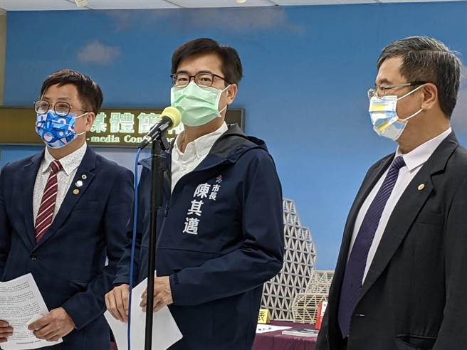高雄巿长陈其迈10日受访。（曹明正摄）