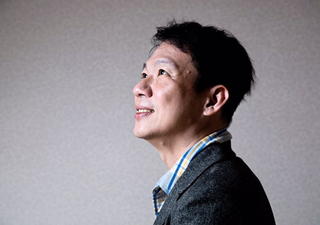 國際政治的起承轉合，往往就像多重引力同時推擠拉扯，扭曲著你從未想像過的領域，就連產業界也躲不掉箇中的洗禮。(圖／遠見提供)