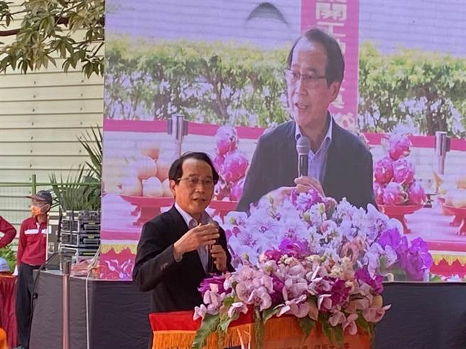 高雄市副市长林钦荣致词时表示，「捷运四线齐发，正努力整合捷运出口周边土地，办理联合开发」，是10年来磨一剑。（石秀华摄）